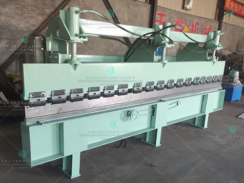 Bending machine